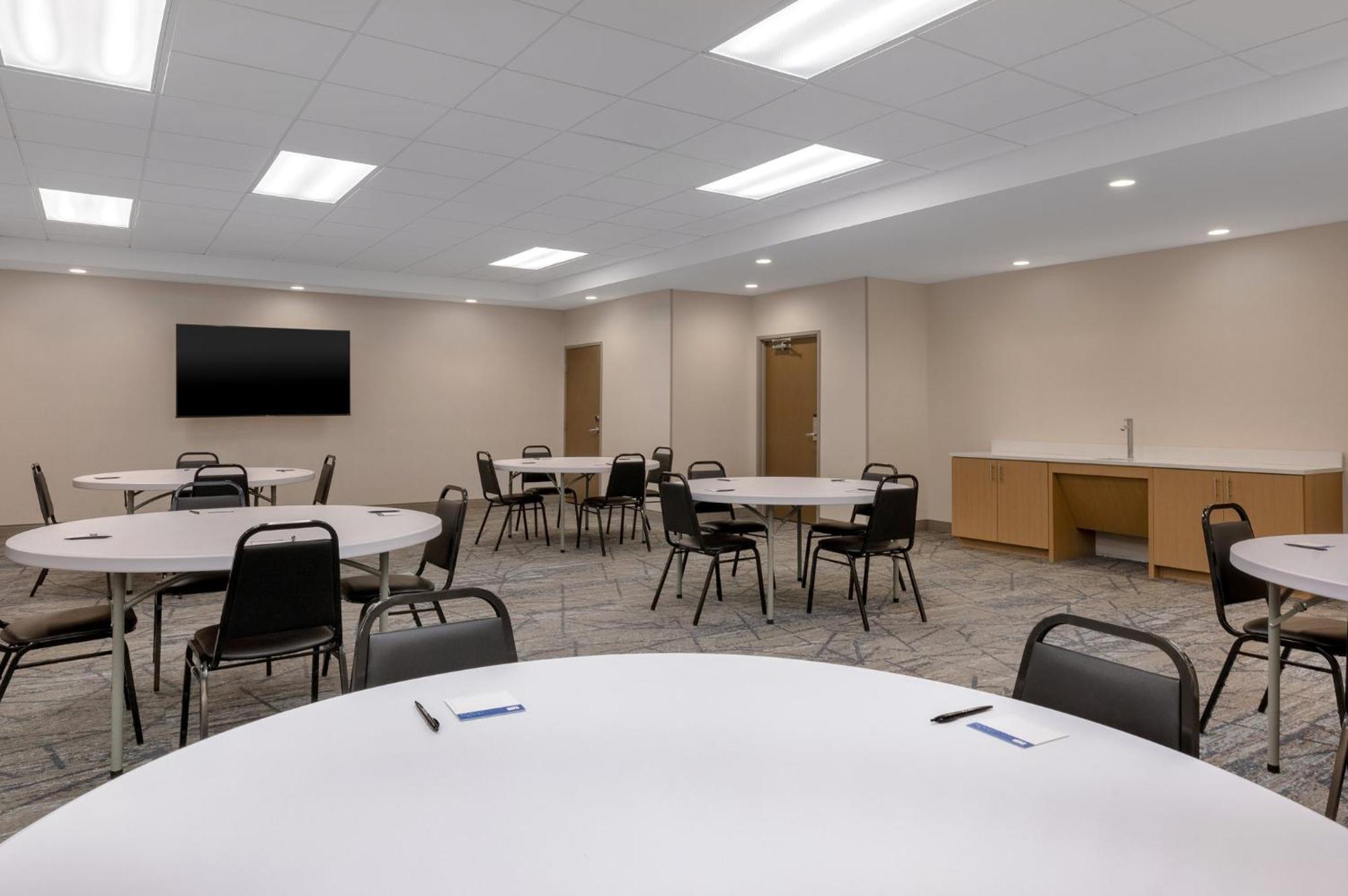 Holiday Inn Express & Suites Alton St Louis Area By Ihg 外观 照片