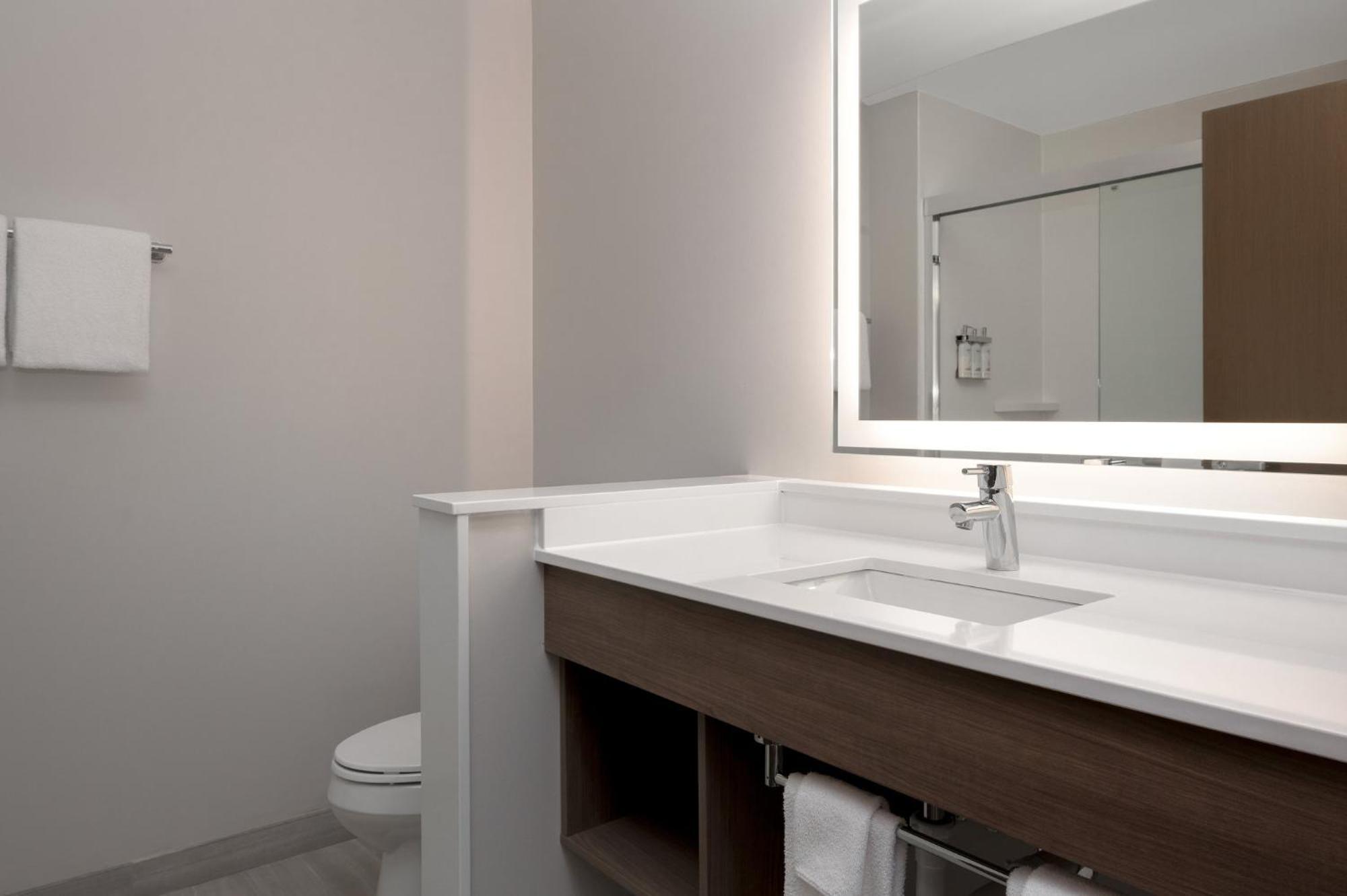 Holiday Inn Express & Suites Alton St Louis Area By Ihg 外观 照片