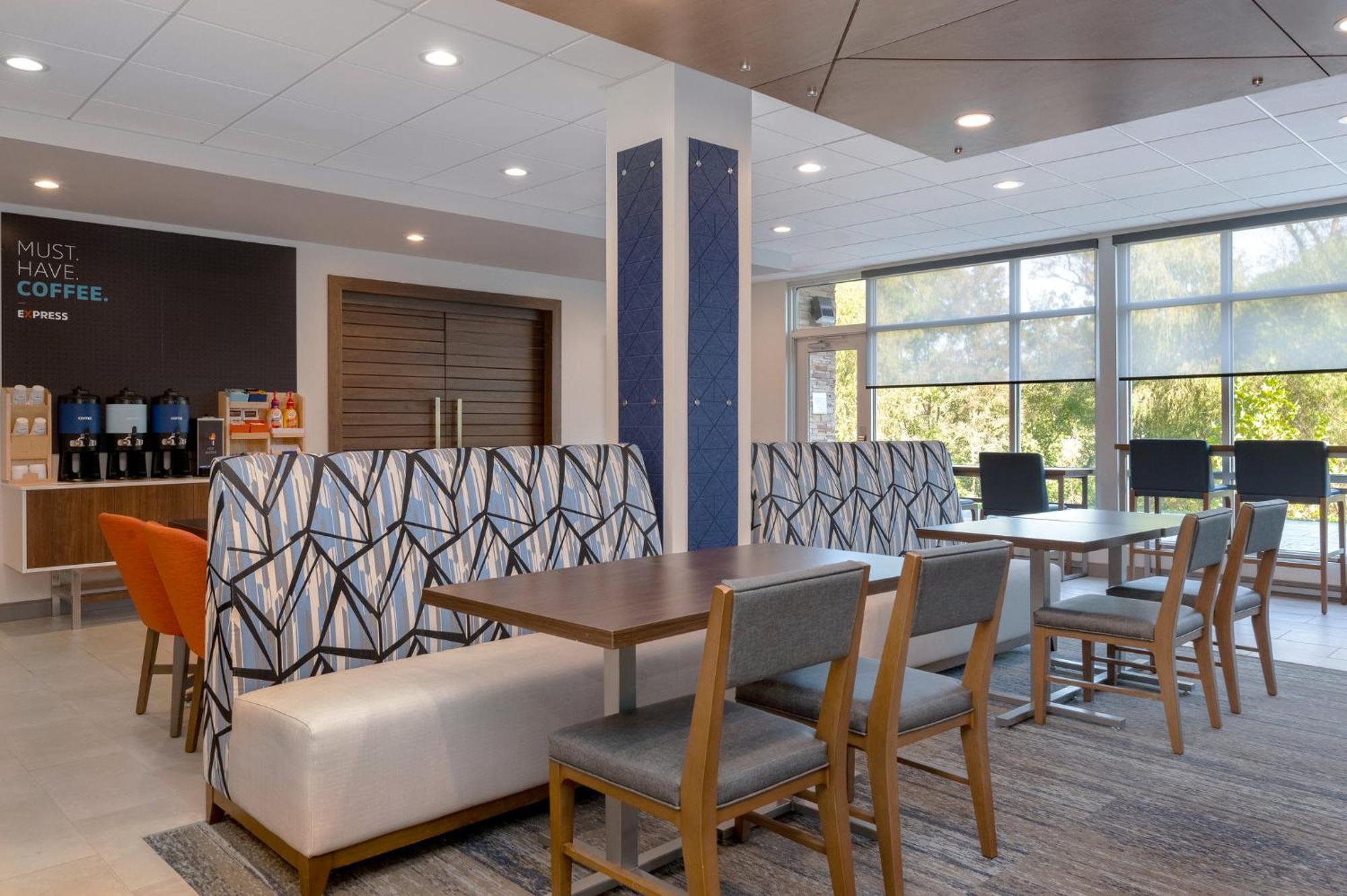 Holiday Inn Express & Suites Alton St Louis Area By Ihg 外观 照片